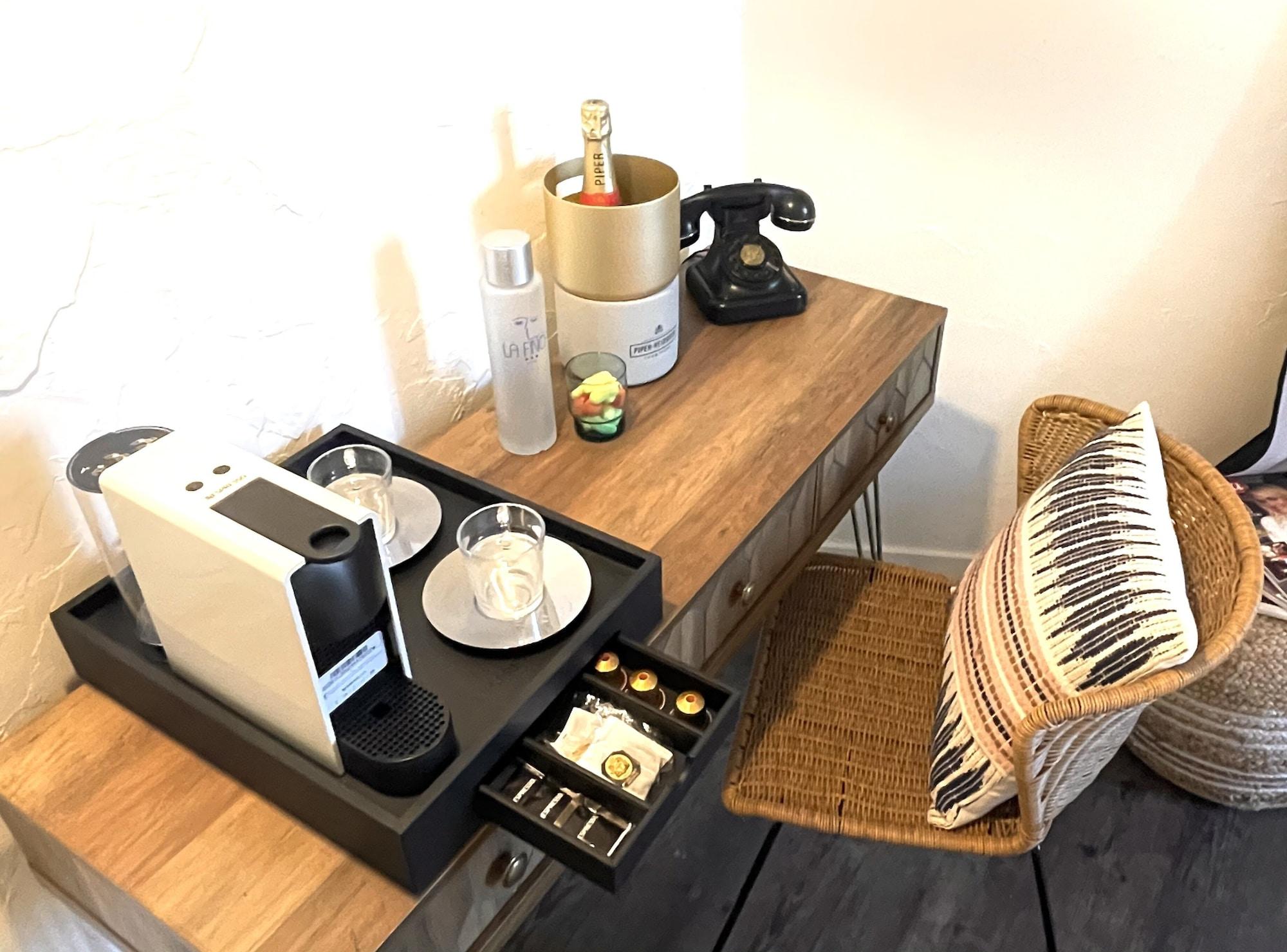 La Finca Hotel & Spa Paris Eksteriør bilde
