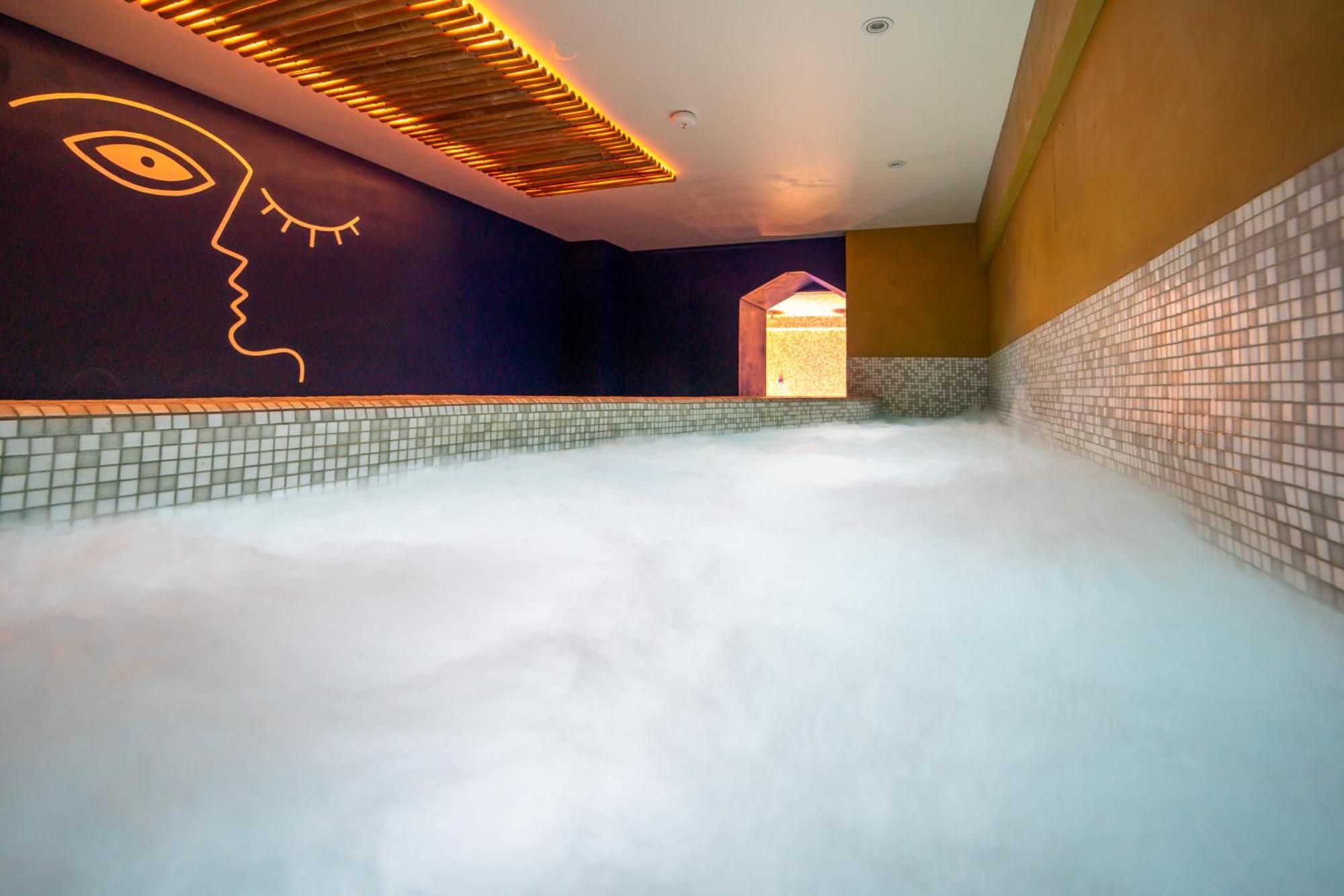 La Finca Hotel & Spa Paris Eksteriør bilde